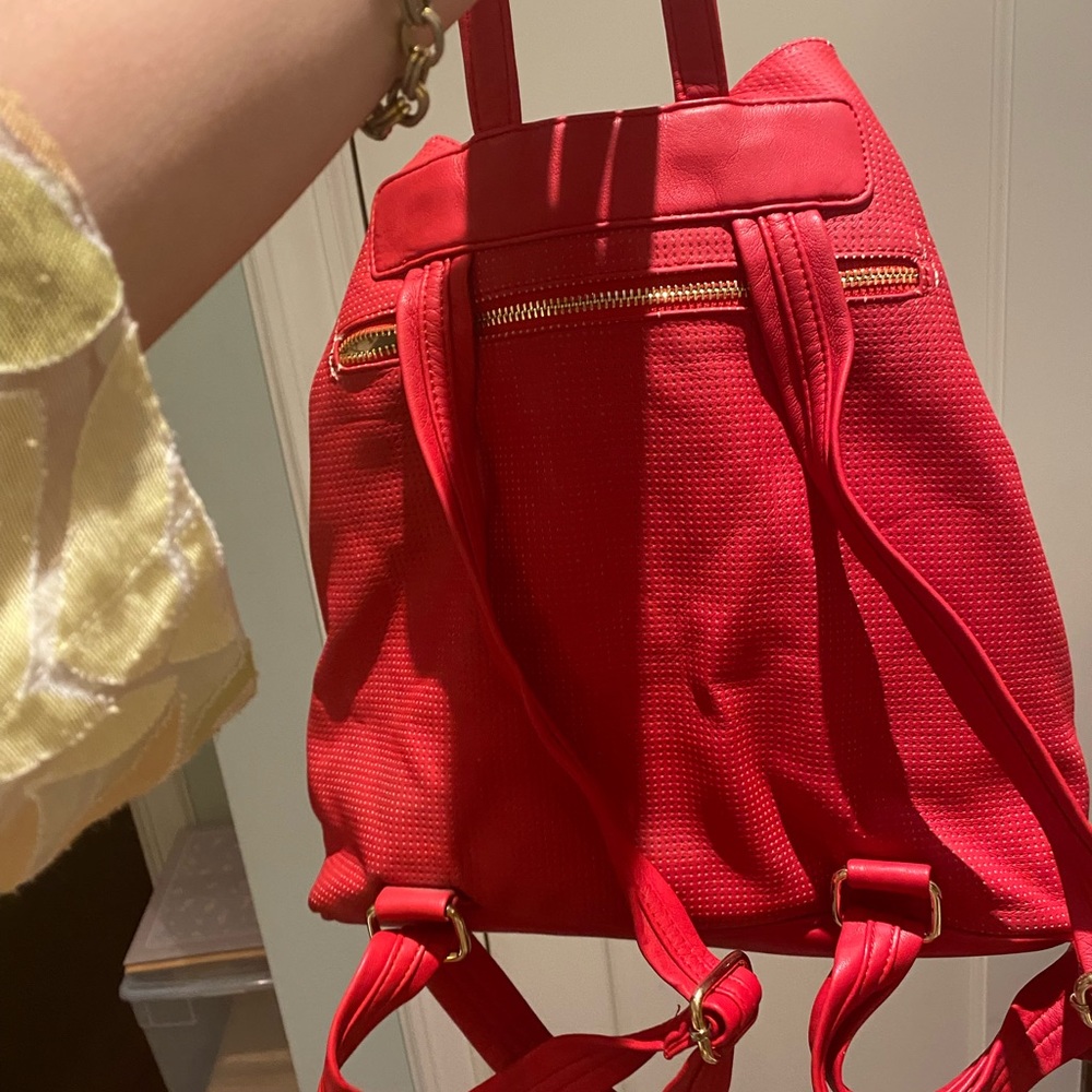 Red stylish backpack - Picture 2 of 4